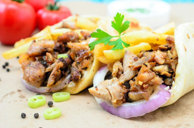 ドイツ語の挑戦 3格・4格支配:「Döner mit alles」か「Döner mit allem」?|ドイツの暮らし